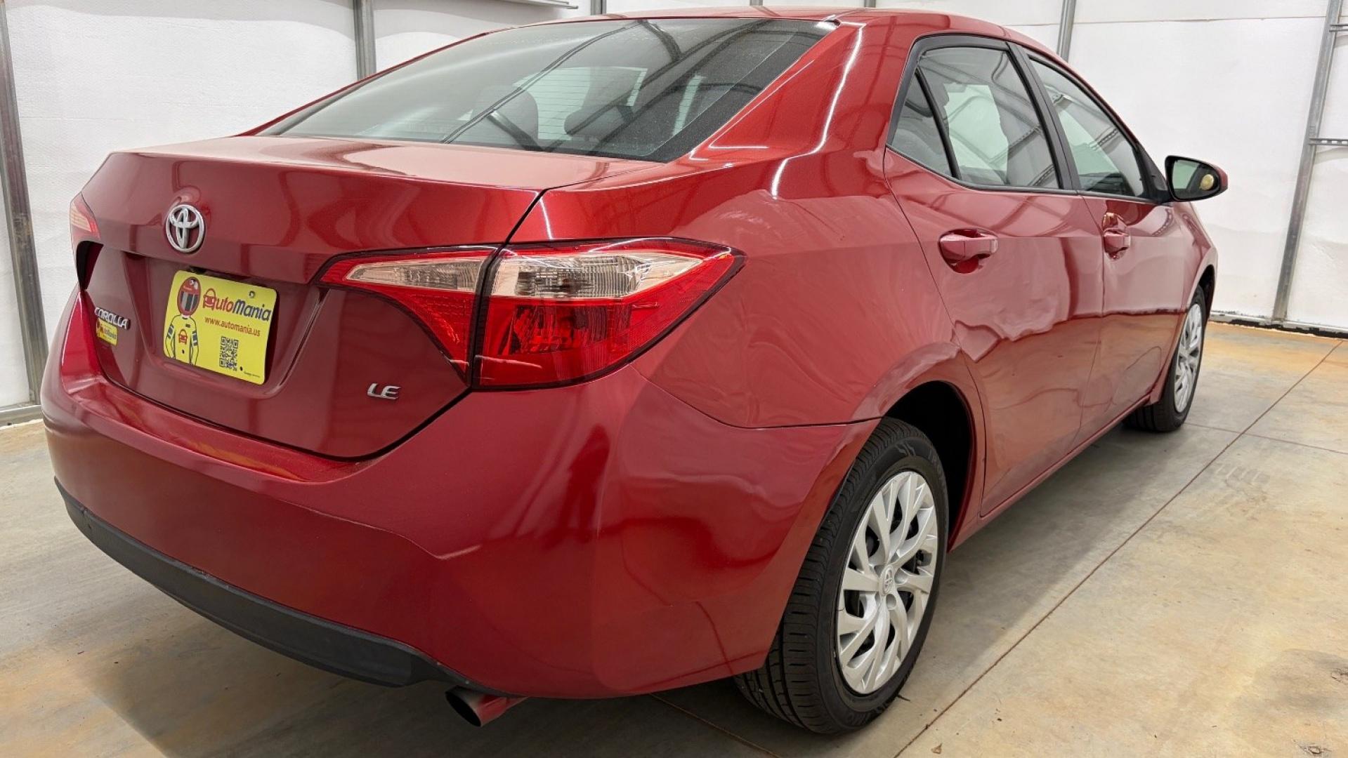 2019 Red Toyota Corolla LE (5YFBURHE6KP) with an 1.8L I-4 DOHC engine, located at 1806 Veterans Memorial Hwy SW, Austell, GA, 30168, (770) 944-9558, 33.817959, -84.606987 - Photo#4