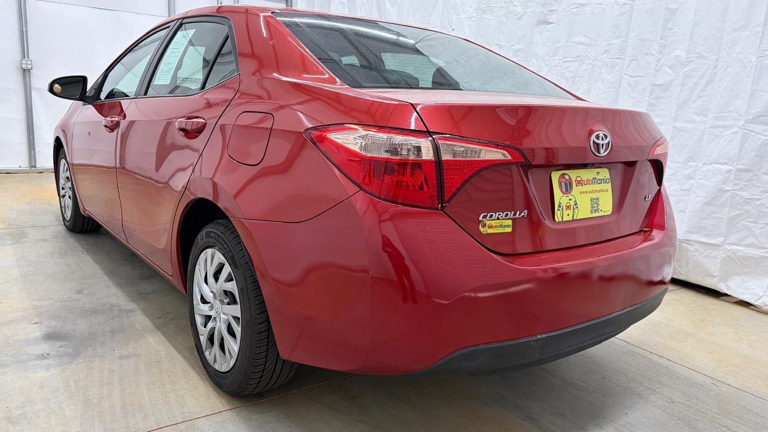2019 Red Toyota Corolla LE (5YFBURHE6KP) with an 1.8L I-4 DOHC engine, located at 1806 Veterans Memorial Hwy SW, Austell, GA, 30168, (770) 944-9558, 33.817959, -84.606987 - Photo#6