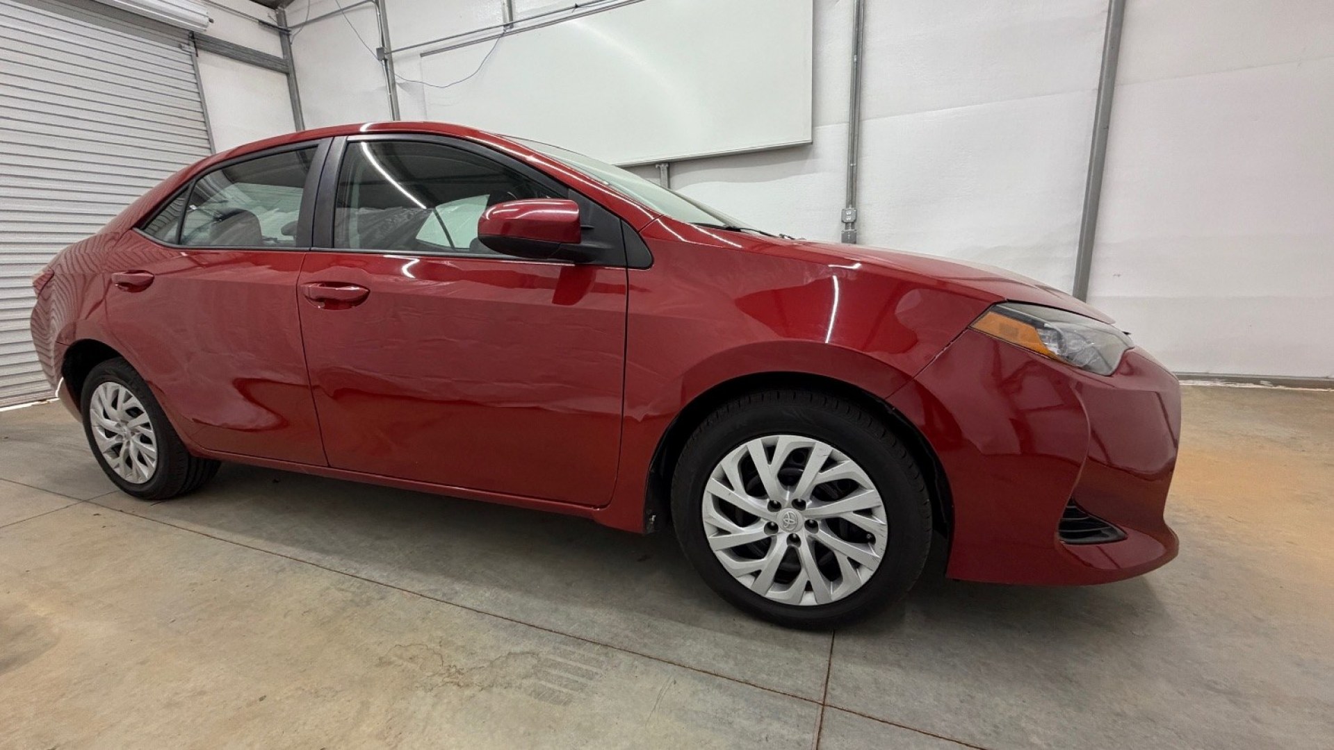 2019 Red Toyota Corolla LE (5YFBURHE6KP) with an 1.8L I-4 DOHC engine, located at 1806 Veterans Memorial Hwy SW, Austell, GA, 30168, (770) 944-9558, 33.817959, -84.606987 - Photo#7