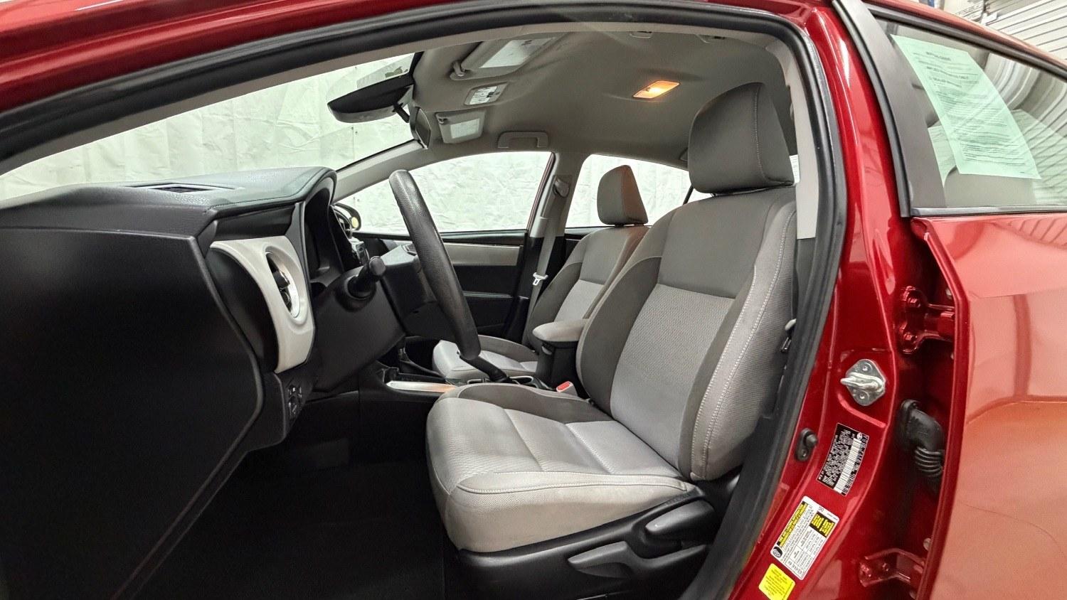 2019 Red Toyota Corolla LE (5YFBURHE6KP) with an 1.8L I-4 DOHC engine, located at 1806 Veterans Memorial Hwy SW, Austell, GA, 30168, (770) 944-9558, 33.817959, -84.606987 - Photo#12
