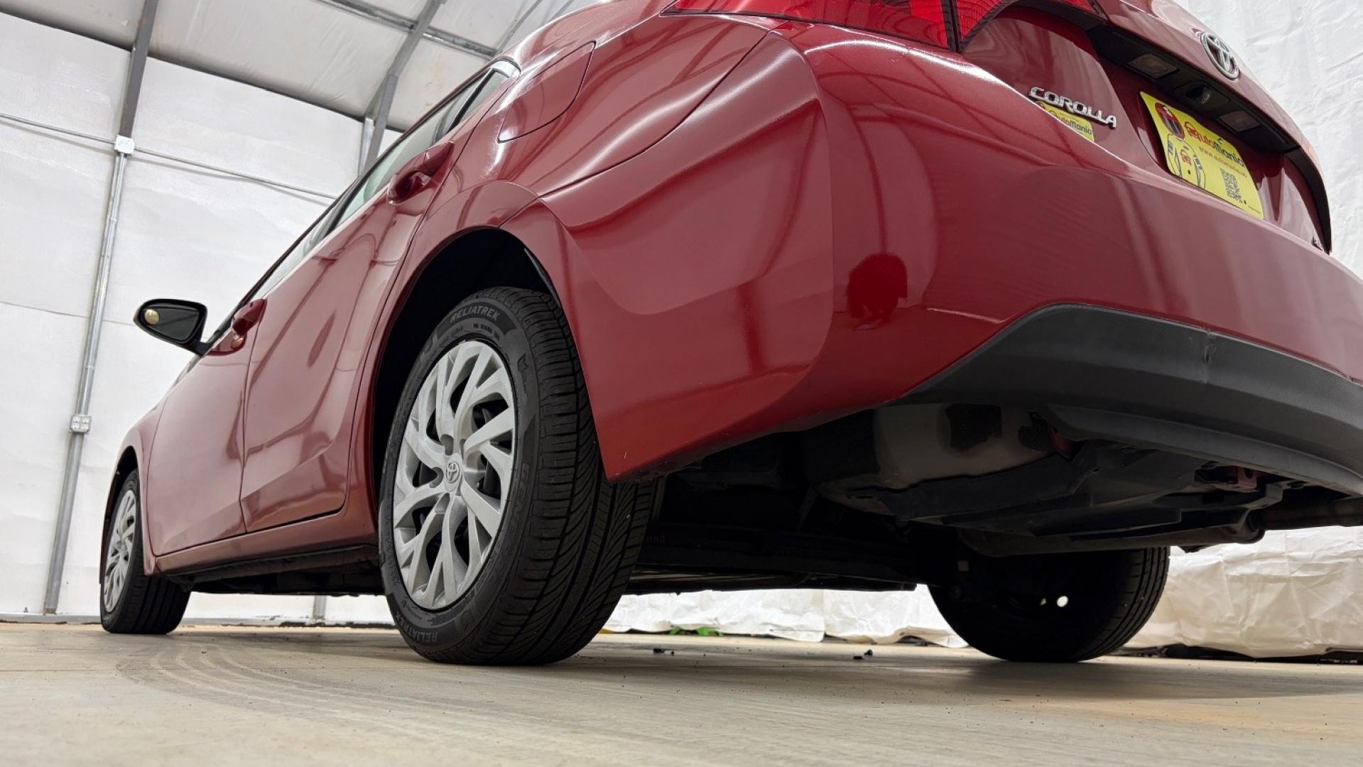 2019 Red Toyota Corolla LE (5YFBURHE6KP) with an 1.8L I-4 DOHC engine, located at 1806 Veterans Memorial Hwy SW, Austell, GA, 30168, (770) 944-9558, 33.817959, -84.606987 - Photo#20