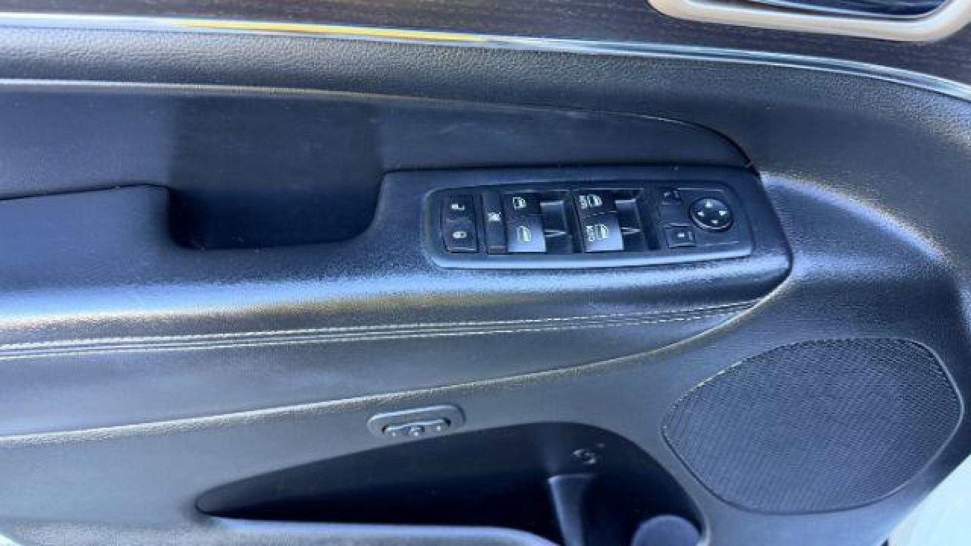 2014 White Jeep Grand Cherokee Limited (1C4RJEBG8EC) , located at 1806 Veterans Memorial Hwy SW, Austell, GA, 30168, (770) 944-9558, 33.817959, -84.606987 - Photo#10