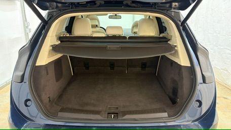 2015 Blue Lincoln MKC . (5LMCJ1A97FU) with an 2.0L engine, located at 1806 Veterans Memorial Hwy SW, Austell, GA, 30168, (770) 944-9558, 33.817959, -84.606987 - Photo#16