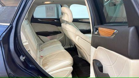 2015 Blue Lincoln MKC . (5LMCJ1A97FU) with an 2.0L engine, located at 1806 Veterans Memorial Hwy SW, Austell, GA, 30168, (770) 944-9558, 33.817959, -84.606987 - Photo#17