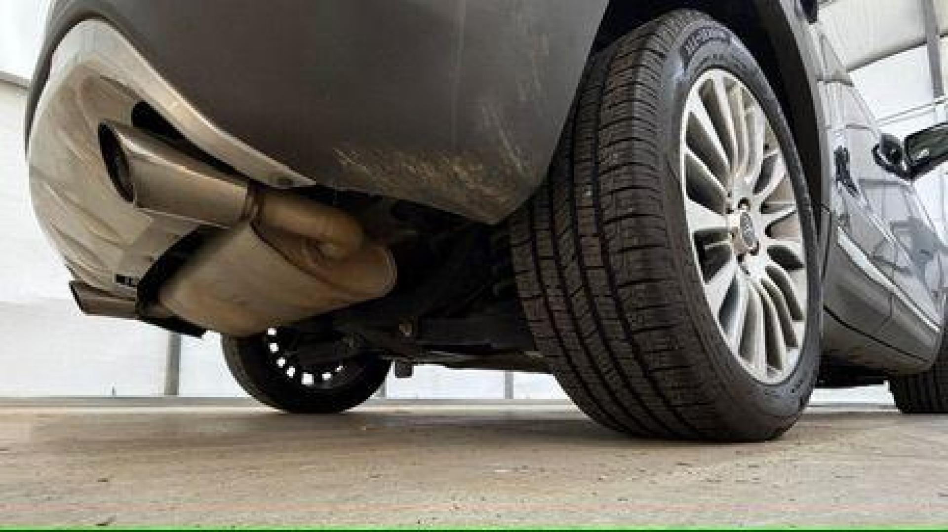 2015 Blue Lincoln MKC . (5LMCJ1A97FU) with an 2.0L engine, located at 1806 Veterans Memorial Hwy SW, Austell, GA, 30168, (770) 944-9558, 33.817959, -84.606987 - Photo#19