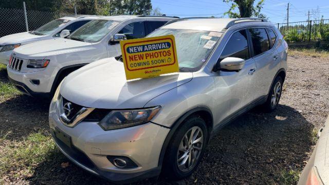 2014 Silver Nissan Rogue SL (5N1AT2MV8EC) with an 2.5L I-4 DOHC engine, located at 1806 Veterans Memorial Hwy SW, Austell, GA, 30168, (770) 944-9558, 33.817959, -84.606987 - Photo#0