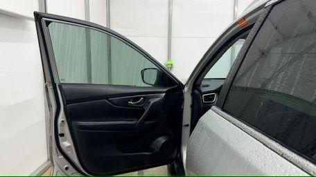 2014 Silver Nissan Rogue SL (5N1AT2MV8EC) with an 2.5L I-4 DOHC engine, located at 1806 Veterans Memorial Hwy SW, Austell, GA, 30168, (770) 944-9558, 33.817959, -84.606987 - Photo#10