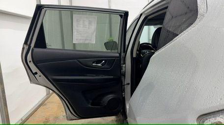 2014 Silver Nissan Rogue SL (5N1AT2MV8EC) with an 2.5L I-4 DOHC engine, located at 1806 Veterans Memorial Hwy SW, Austell, GA, 30168, (770) 944-9558, 33.817959, -84.606987 - Photo#13