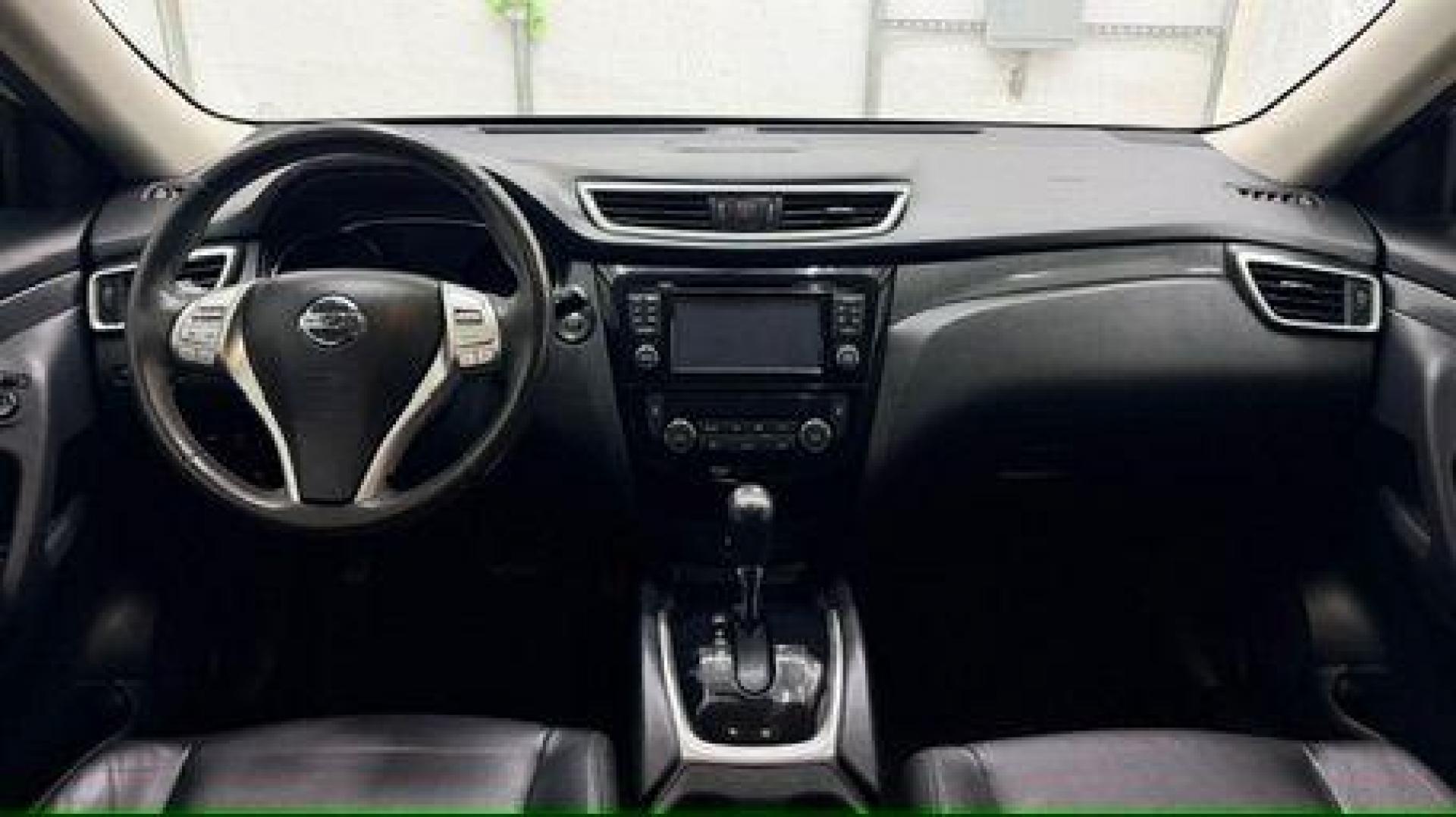 2014 Silver Nissan Rogue SL (5N1AT2MV8EC) with an 2.5L I-4 DOHC engine, located at 1806 Veterans Memorial Hwy SW, Austell, GA, 30168, (770) 944-9558, 33.817959, -84.606987 - Photo#15