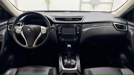 2014 Silver Nissan Rogue SL (5N1AT2MV8EC) with an 2.5L I-4 DOHC engine, located at 1806 Veterans Memorial Hwy SW, Austell, GA, 30168, (770) 944-9558, 33.817959, -84.606987 - Photo#15