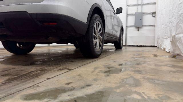 2014 Silver Nissan Rogue SL (5N1AT2MV8EC) with an 2.5L I-4 DOHC engine, located at 1806 Veterans Memorial Hwy SW, Austell, GA, 30168, (770) 944-9558, 33.817959, -84.606987 - Photo#22