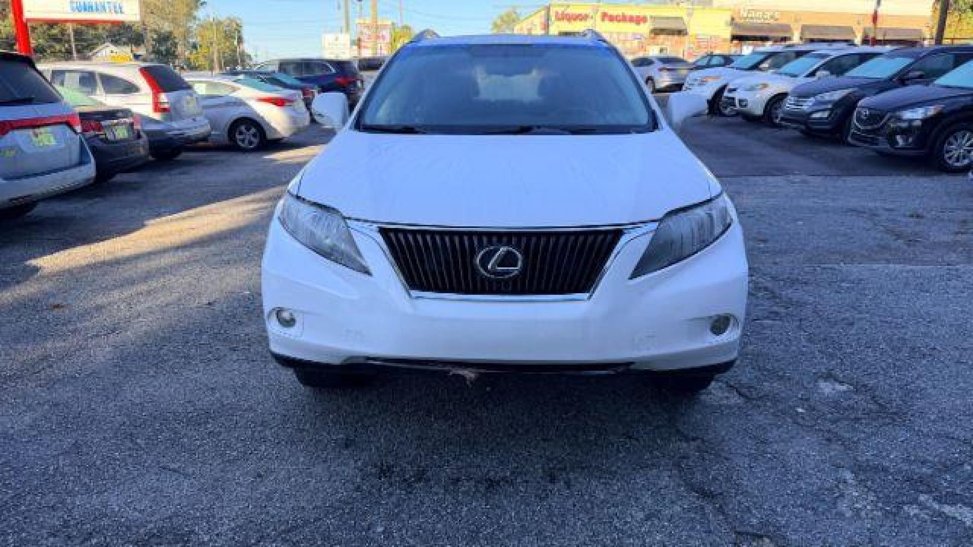 2011 White Lexus RX 350 FWD (2T2ZK1BA2BC) with an 3.5L engine, Automatic transmission, located at 1806 Veterans Memorial Hwy SW, Austell, GA, 30168, (770) 944-9558, 33.817959, -84.606987 - Photo#1
