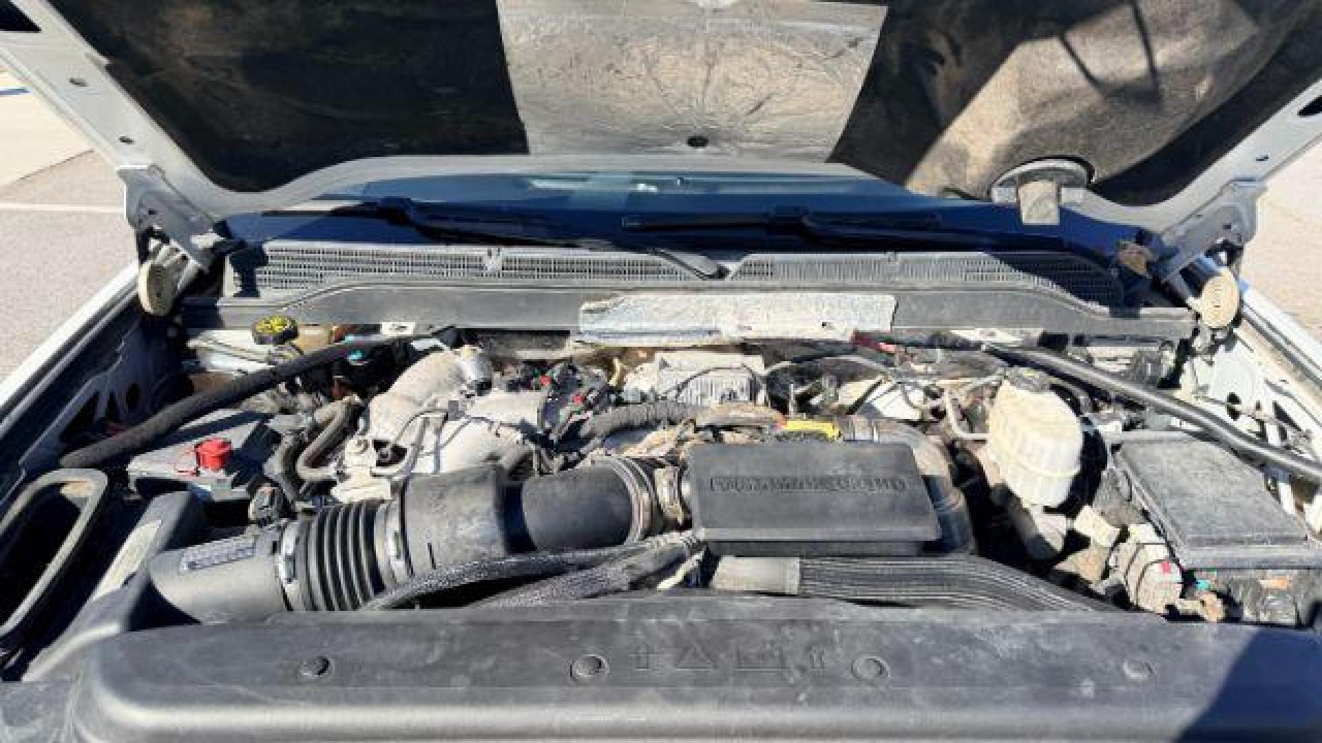 2018 White Chevrolet Silverado 2500HD WT (1GC1KUEY3JF) with an Vortec 6L V-8 variable valve control engine, located at 1806 Veterans Memorial Hwy SW, Austell, GA, 30168, (770) 944-9558, 33.817959, -84.606987 - Photo#14