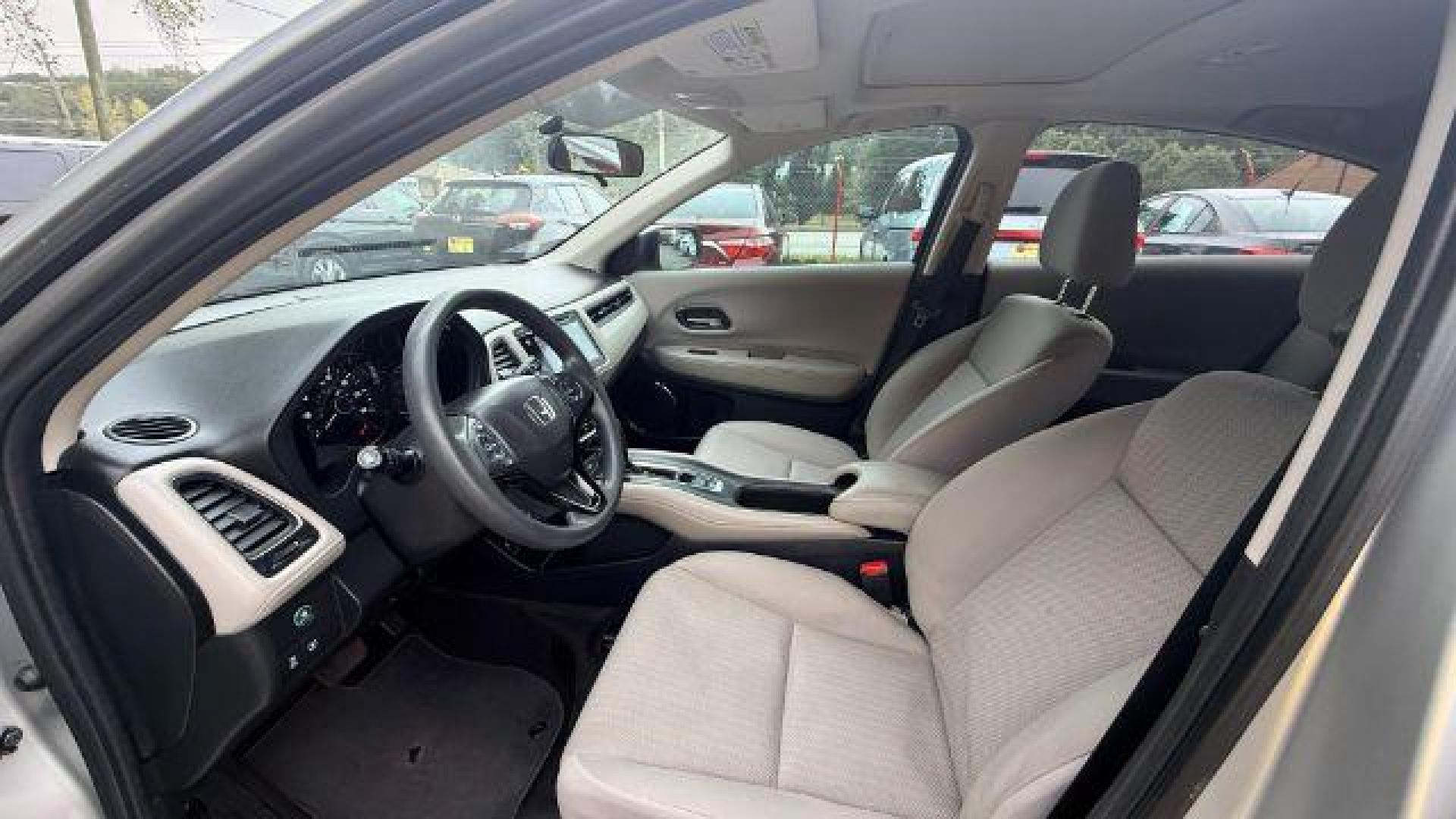 2016 Silver Honda HR-V EX (3CZRU6H53GM) with an 1.8L I-4 variable valve control engine, located at 1806 Veterans Memorial Hwy SW, Austell, GA, 30168, (770) 944-9558, 33.817959, -84.606987 - Photo#10