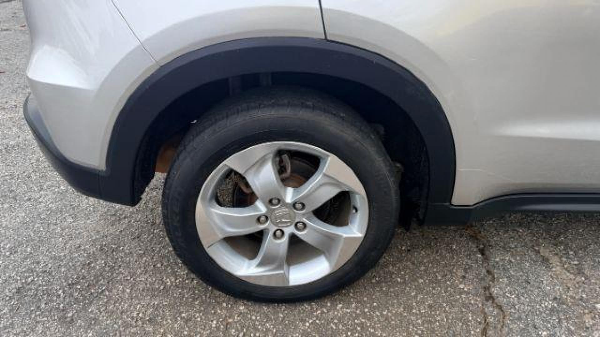2016 Silver Honda HR-V EX (3CZRU6H53GM) with an 1.8L I-4 variable valve control engine, located at 1806 Veterans Memorial Hwy SW, Austell, GA, 30168, (770) 944-9558, 33.817959, -84.606987 - Photo#16