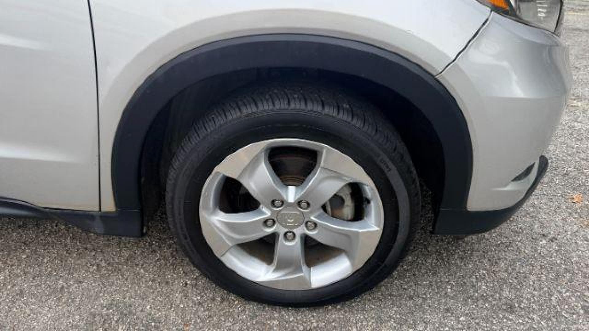 2016 Silver Honda HR-V EX (3CZRU6H53GM) with an 1.8L I-4 variable valve control engine, located at 1806 Veterans Memorial Hwy SW, Austell, GA, 30168, (770) 944-9558, 33.817959, -84.606987 - Photo#17