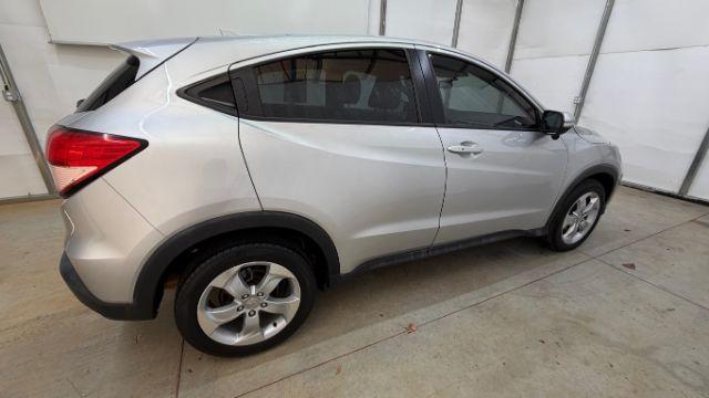 2016 Silver Honda HR-V EX (3CZRU6H53GM) with an 1.8L I-4 variable valve control engine, located at 1806 Veterans Memorial Hwy SW, Austell, GA, 30168, (770) 944-9558, 33.817959, -84.606987 - Photo#6