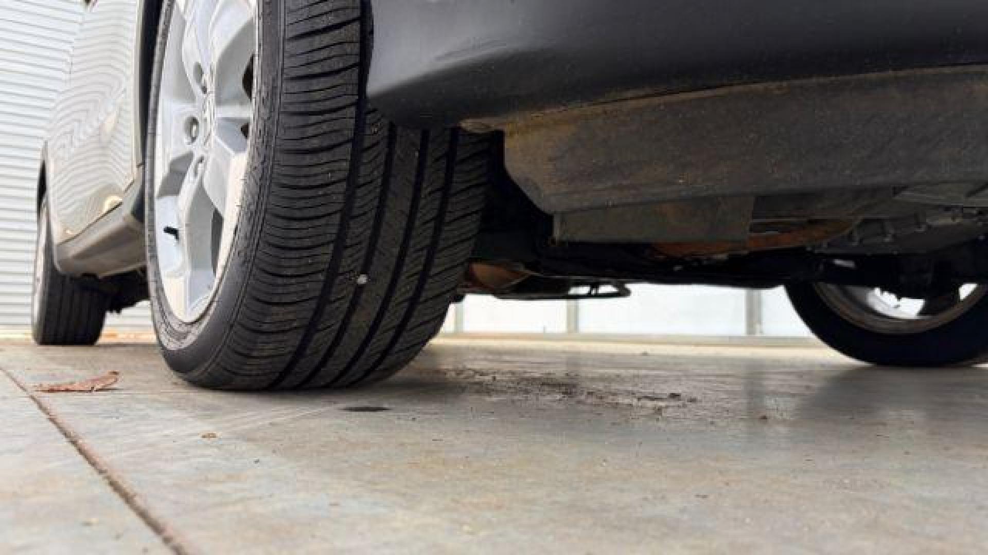 2016 Silver Honda HR-V EX (3CZRU6H53GM) with an 1.8L I-4 variable valve control engine, located at 1806 Veterans Memorial Hwy SW, Austell, GA, 30168, (770) 944-9558, 33.817959, -84.606987 - Photo#19