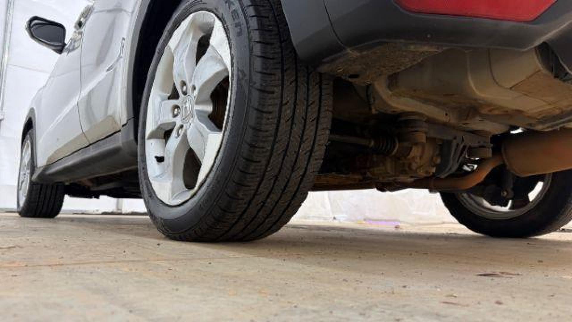 2016 Silver Honda HR-V EX (3CZRU6H53GM) with an 1.8L I-4 variable valve control engine, located at 1806 Veterans Memorial Hwy SW, Austell, GA, 30168, (770) 944-9558, 33.817959, -84.606987 - Photo#22
