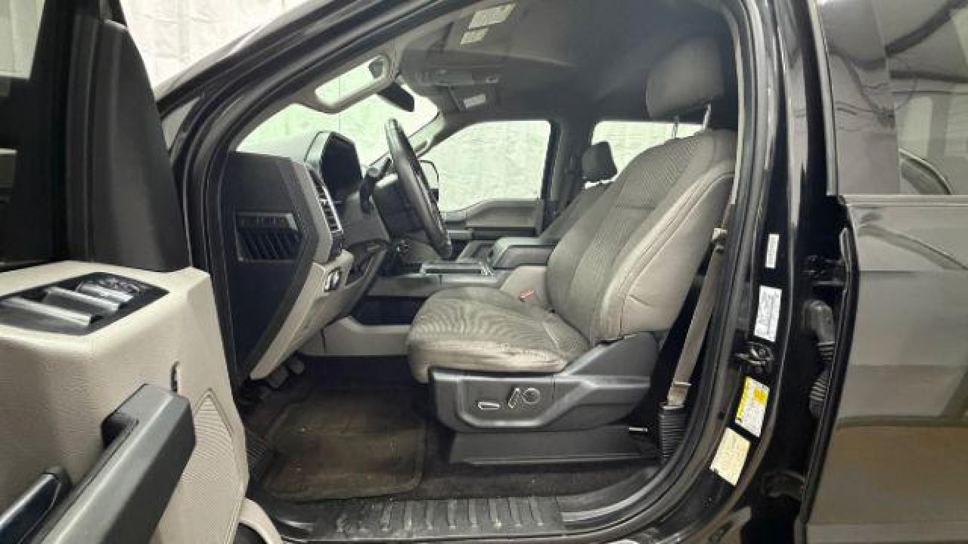 2015 Black Ford F-150 XLT (1FTEW1EG9FF) with an EcoBoost 3.5L V-6 gasoline direct injection engine, located at 1806 Veterans Memorial Hwy SW, Austell, GA, 30168, (770) 944-9558, 33.817959, -84.606987 - Photo#14