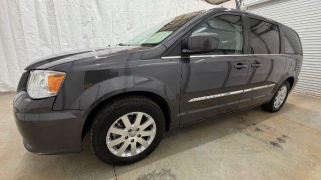 2015 Gray Chrysler Town and Country Touring (2C4RC1BG6FR) with an 3.6L V-6 DOHC engine, located at 1806 Veterans Memorial Hwy SW, Austell, GA, 30168, (770) 944-9558, 33.817959, -84.606987 - Photo#1