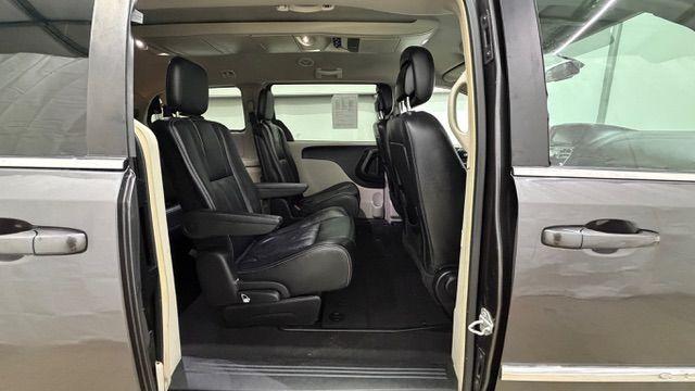 2015 Gray Chrysler Town and Country Touring (2C4RC1BG6FR) with an 3.6L V-6 DOHC engine, located at 1806 Veterans Memorial Hwy SW, Austell, GA, 30168, (770) 944-9558, 33.817959, -84.606987 - Photo#17