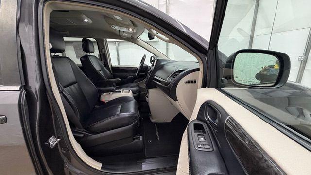 2015 Gray Chrysler Town and Country Touring (2C4RC1BG6FR) with an 3.6L V-6 DOHC engine, located at 1806 Veterans Memorial Hwy SW, Austell, GA, 30168, (770) 944-9558, 33.817959, -84.606987 - Photo#19