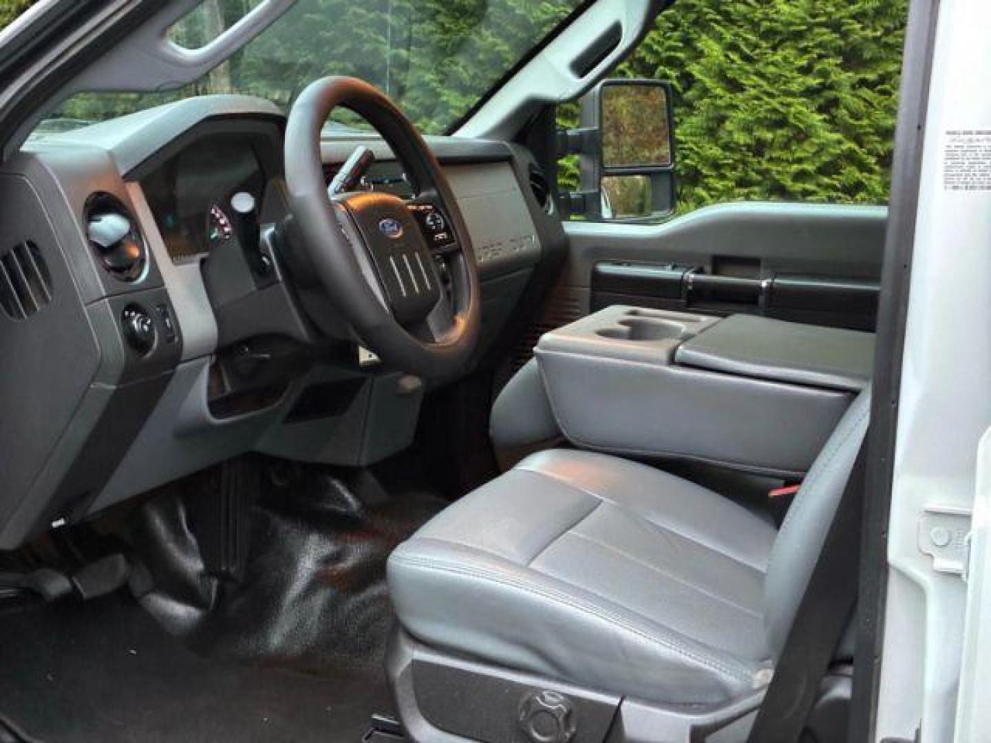 2016 White Ford F-550 Chassis XL (1FD0W5HT5GE) with an Powerstroke 6.7L V-8 diesel direct injection engine, located at 1806 Veterans Memorial Hwy SW, Austell, GA, 30168, (770) 944-9558, 33.817959, -84.606987 - Photo#6