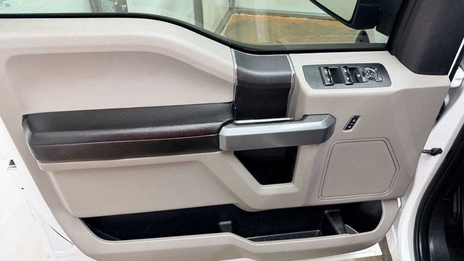 2018 Cream Ford F-150 XLT (1FTEW1C55JK) , located at 1806 Veterans Memorial Hwy SW, Austell, GA, 30168, (770) 944-9558, 33.817959, -84.606987 - Photo#8