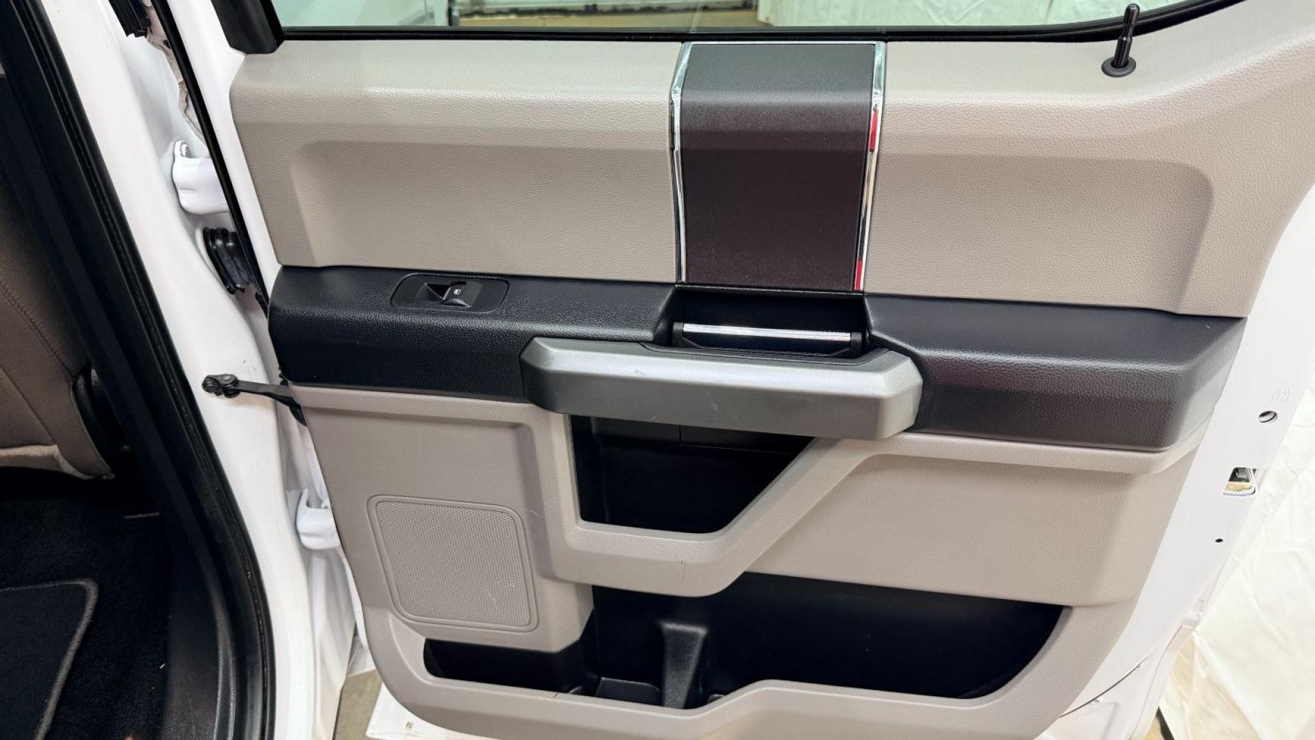 2018 Cream Ford F-150 XLT (1FTEW1C55JK) , located at 1806 Veterans Memorial Hwy SW, Austell, GA, 30168, (770) 944-9558, 33.817959, -84.606987- Photo#13