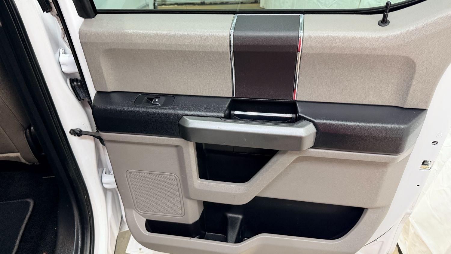 2018 Cream Ford F-150 XLT (1FTEW1C55JK) , located at 1806 Veterans Memorial Hwy SW, Austell, GA, 30168, (770) 944-9558, 33.817959, -84.606987 - Photo#13
