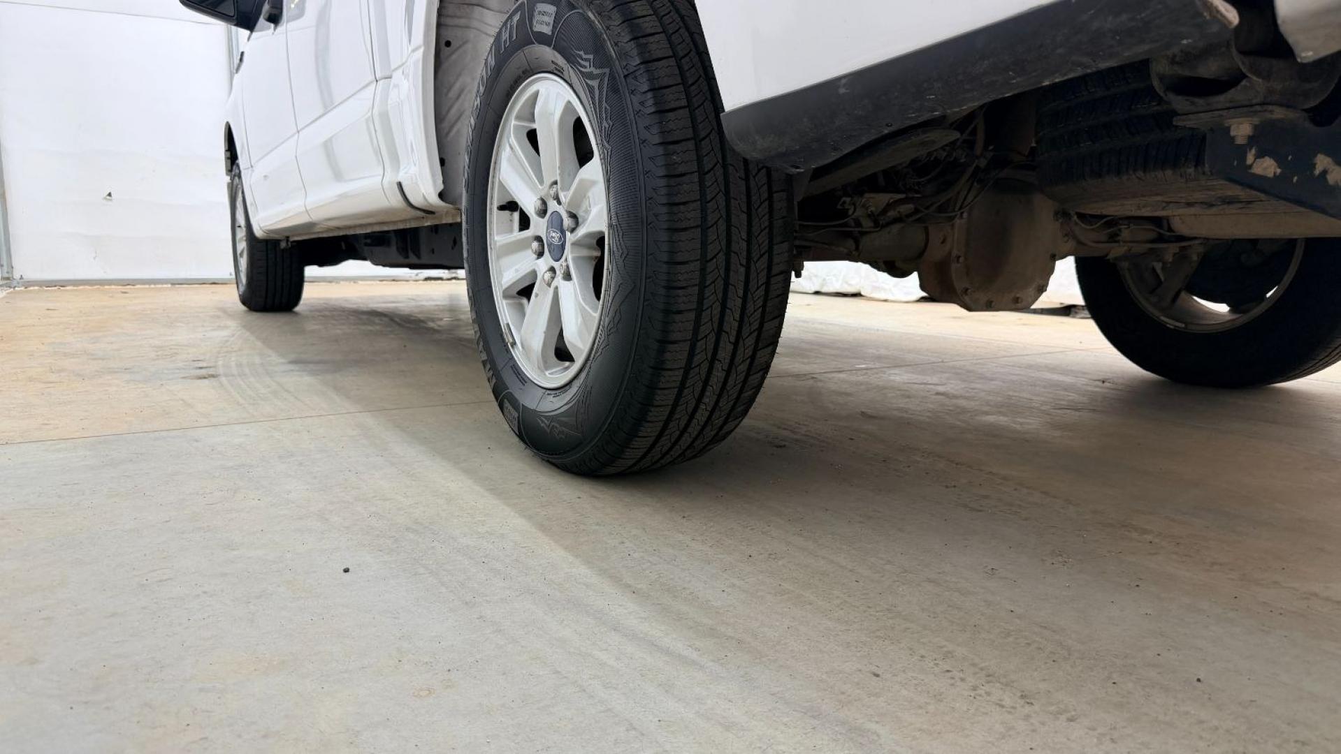 2018 Cream Ford F-150 XLT (1FTEW1C55JK) , located at 1806 Veterans Memorial Hwy SW, Austell, GA, 30168, (770) 944-9558, 33.817959, -84.606987- Photo#19