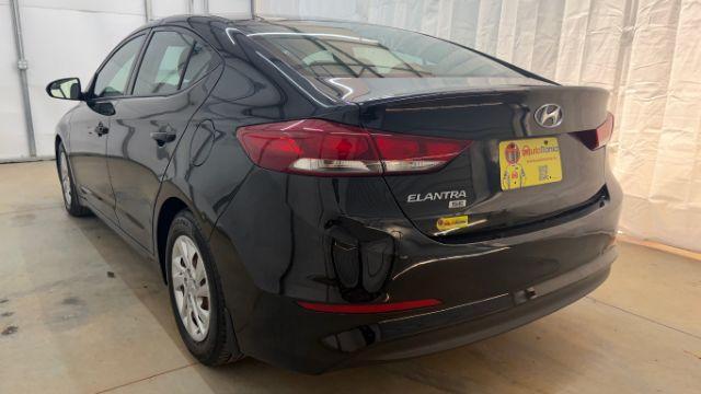 2018 Black Hyundai Elantra SE (5NPD74LF1JH) with an Nu 2L I-4 DOHC engine, located at 1806 Veterans Memorial Hwy SW, Austell, GA, 30168, (770) 944-9558, 33.817959, -84.606987 - Photo#3