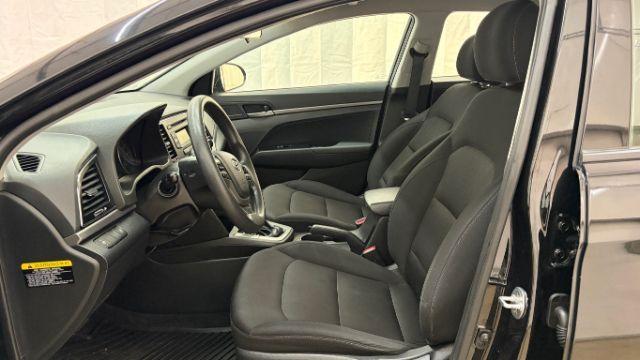 2018 Black Hyundai Elantra SE (5NPD74LF1JH) with an Nu 2L I-4 DOHC engine, located at 1806 Veterans Memorial Hwy SW, Austell, GA, 30168, (770) 944-9558, 33.817959, -84.606987 - Photo#10