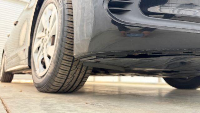 2018 Black Hyundai Elantra SE (5NPD74LF1JH) with an Nu 2L I-4 DOHC engine, located at 1806 Veterans Memorial Hwy SW, Austell, GA, 30168, (770) 944-9558, 33.817959, -84.606987 - Photo#17