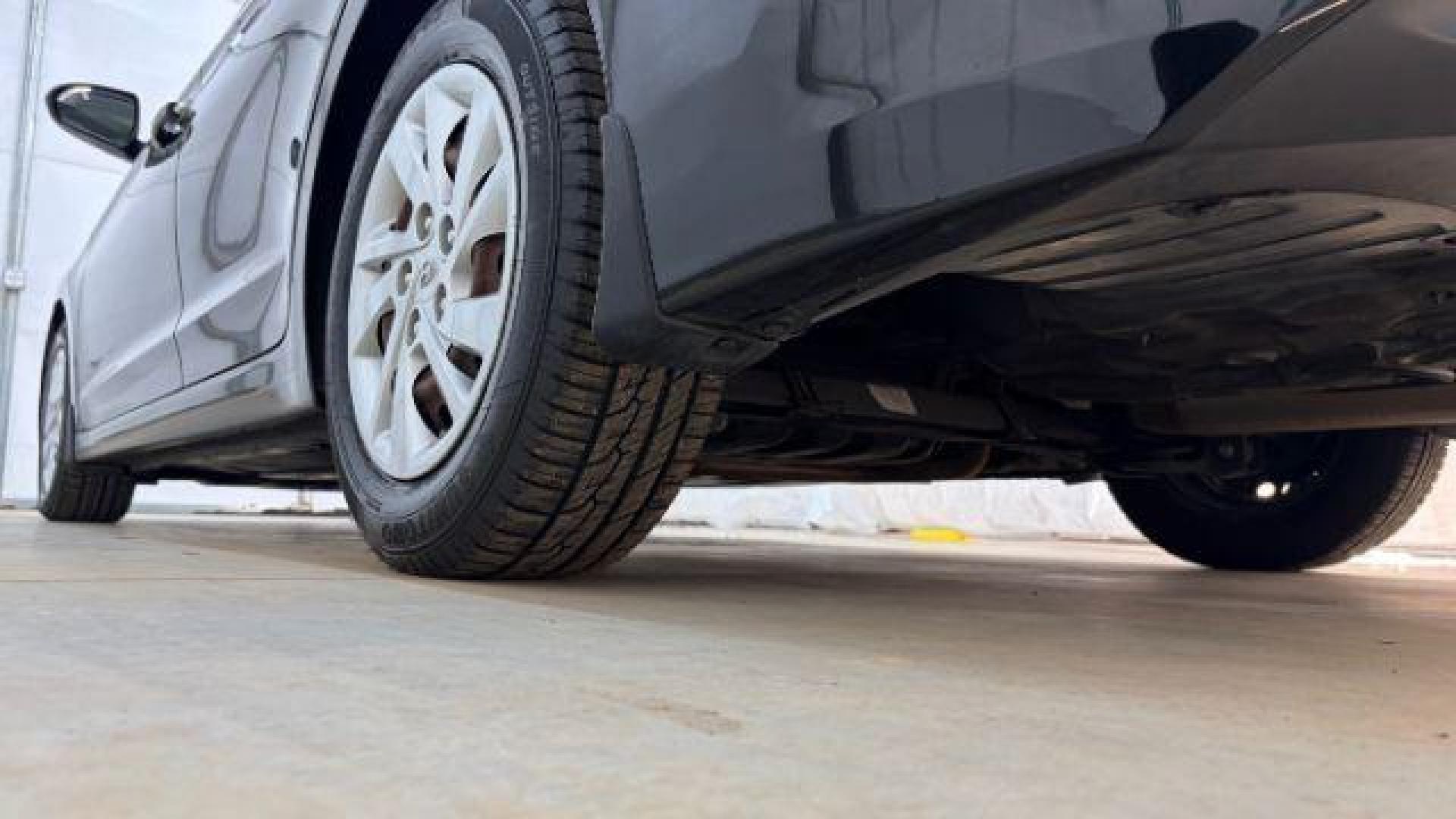 2018 Black Hyundai Elantra SE (5NPD74LF1JH) with an Nu 2L I-4 DOHC engine, located at 1806 Veterans Memorial Hwy SW, Austell, GA, 30168, (770) 944-9558, 33.817959, -84.606987 - Photo#20