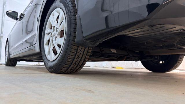 2018 Black Hyundai Elantra SE (5NPD74LF1JH) with an Nu 2L I-4 DOHC engine, located at 1806 Veterans Memorial Hwy SW, Austell, GA, 30168, (770) 944-9558, 33.817959, -84.606987 - Photo#20