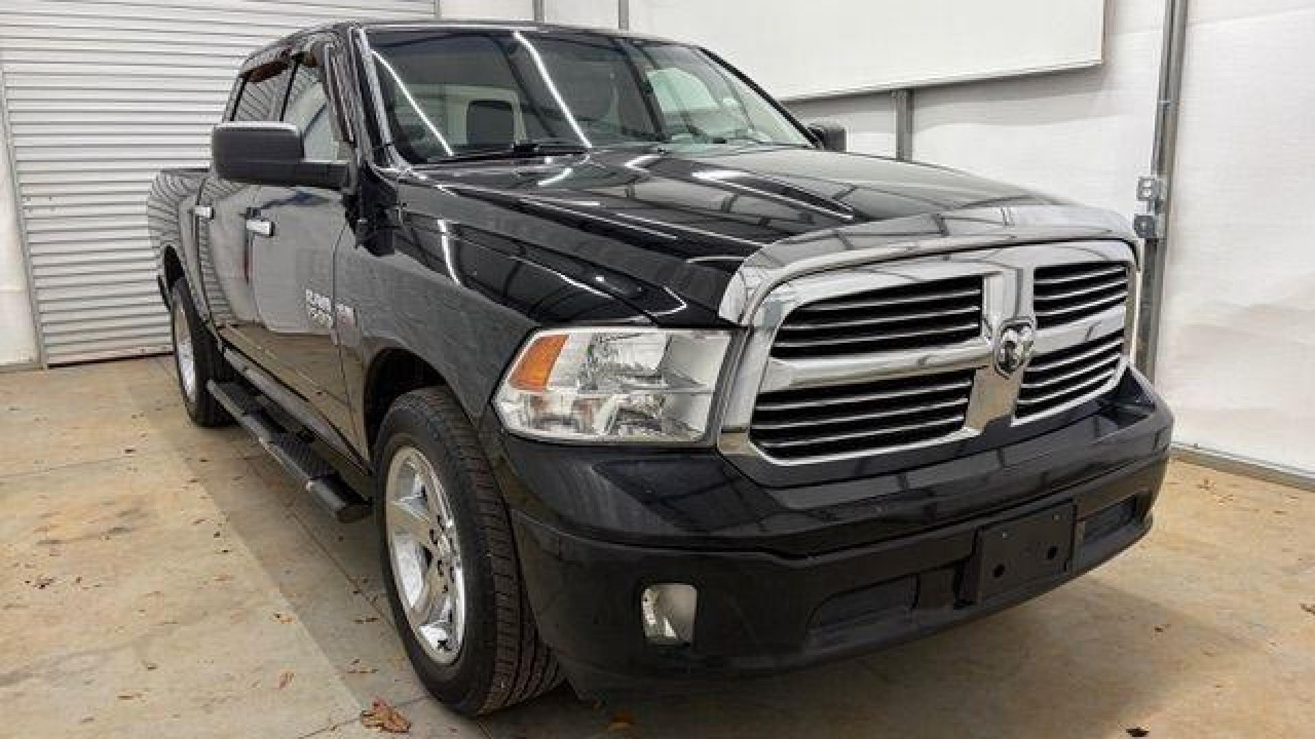 2013 Black Ram 1500 Big Horn (1C6RR6LT4DS) with an HEMI 5.7L V-8 variable valve control engine, located at 1806 Veterans Memorial Hwy SW, Austell, GA, 30168, (770) 944-9558, 33.817959, -84.606987 - Photo#8