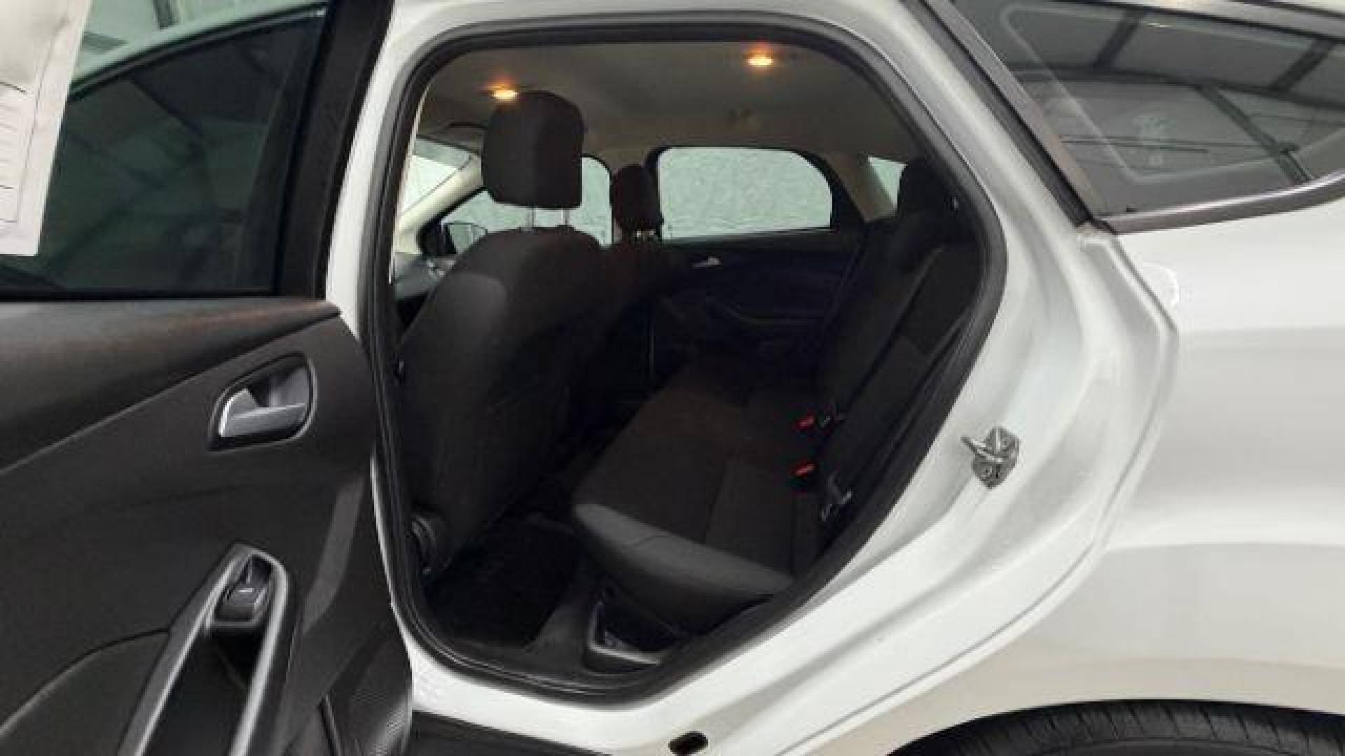 2017 White Ford Focus SE (1FADP3K26HL) with an 2L I-4 gasoline direct injection engine, located at 1806 Veterans Memorial Hwy SW, Austell, GA, 30168, (770) 944-9558, 33.817959, -84.606987 - Photo#14