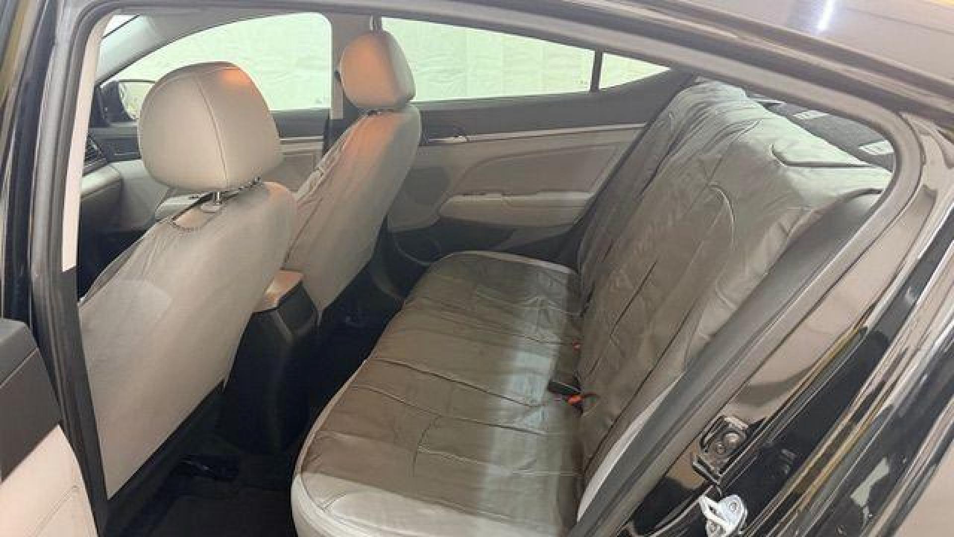 2017 Black Hyundai Elantra Limited (5NPD84LF5HH) with an Nu 2L I-4 DOHC engine, located at 1806 Veterans Memorial Hwy SW, Austell, GA, 30168, (770) 944-9558, 33.817959, -84.606987 - Photo#14