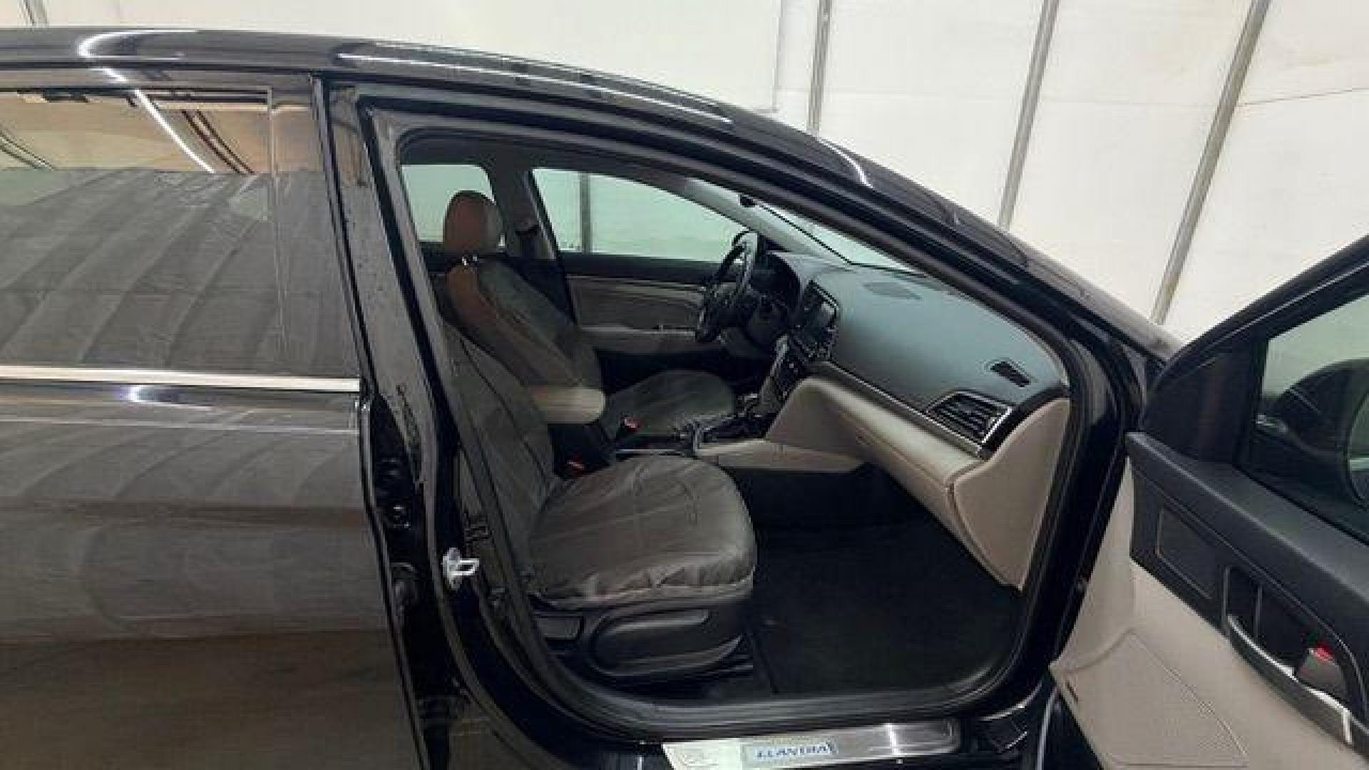 2017 Black Hyundai Elantra Limited (5NPD84LF5HH) with an Nu 2L I-4 DOHC engine, located at 1806 Veterans Memorial Hwy SW, Austell, GA, 30168, (770) 944-9558, 33.817959, -84.606987 - Photo#17