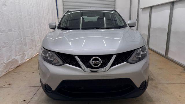 2017 Silver Nissan Rogue Sport S (JN1BJ1CP0HW) with an 2.0L L4 DOHC 16V engine, Continuously Variable Transmission transmission, located at 1806 Veterans Memorial Hwy SW, Austell, GA, 30168, (770) 944-9558, 33.817959, -84.606987 - Photo#9