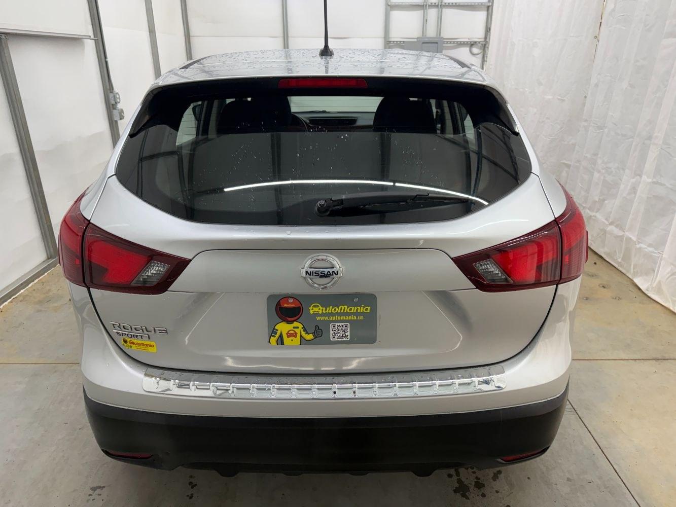 2017 Silver Nissan Rogue Sport S (JN1BJ1CP0HW) with an 2.0L L4 DOHC 16V engine, Continuously Variabl transmission, located at 1806 Veterans Memorial Hwy SW, Austell, GA, 30168, (770) 944-9558, 33.817959, -84.606987- Photo#4