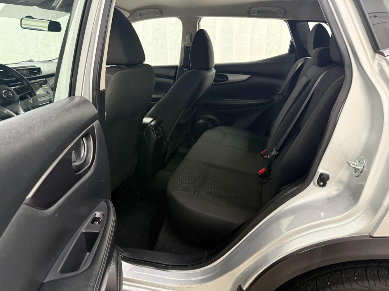 2017 Silver Nissan Rogue Sport S (JN1BJ1CP0HW) with an 2.0L L4 DOHC 16V engine, Continuously Variabl transmission, located at 1806 Veterans Memorial Hwy SW, Austell, GA, 30168, (770) 944-9558, 33.817959, -84.606987- Photo#11