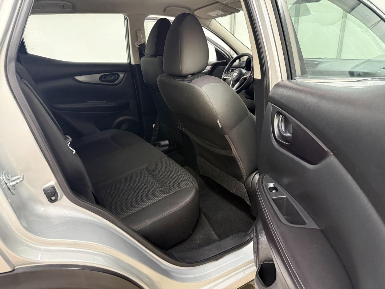 2017 Silver Nissan Rogue Sport S (JN1BJ1CP0HW) with an 2.0L L4 DOHC 16V engine, Continuously Variabl transmission, located at 1806 Veterans Memorial Hwy SW, Austell, GA, 30168, (770) 944-9558, 33.817959, -84.606987- Photo#12
