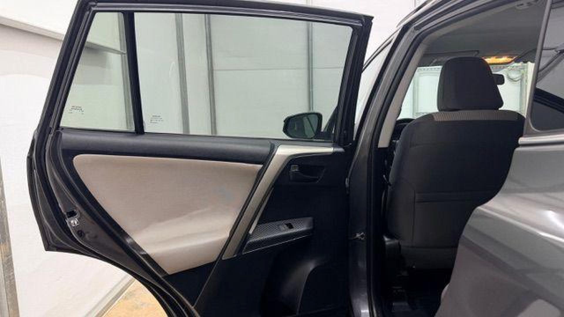 2014 gray Toyota RAV4 LE (2T3ZFREV2EW) with an 2.5L I-4 DOHC engine, located at 1806 Veterans Memorial Hwy SW, Austell, GA, 30168, (770) 944-9558, 33.817959, -84.606987 - Photo#13