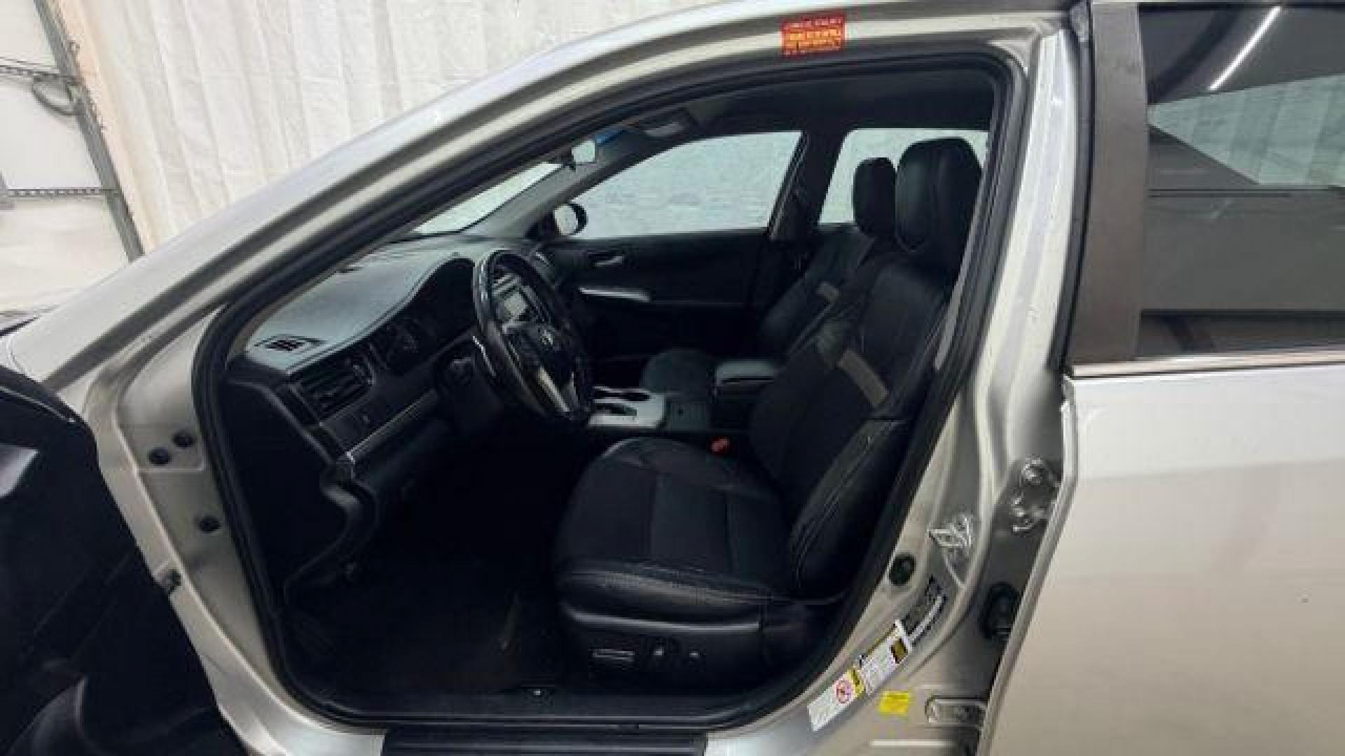 2012 Silver Toyota Camry SE (4T1BF1FK0CU) with an 2.5L I-4 DOHC engine, located at 1806 Veterans Memorial Hwy SW, Austell, GA, 30168, (770) 944-9558, 33.817959, -84.606987 - Photo#11