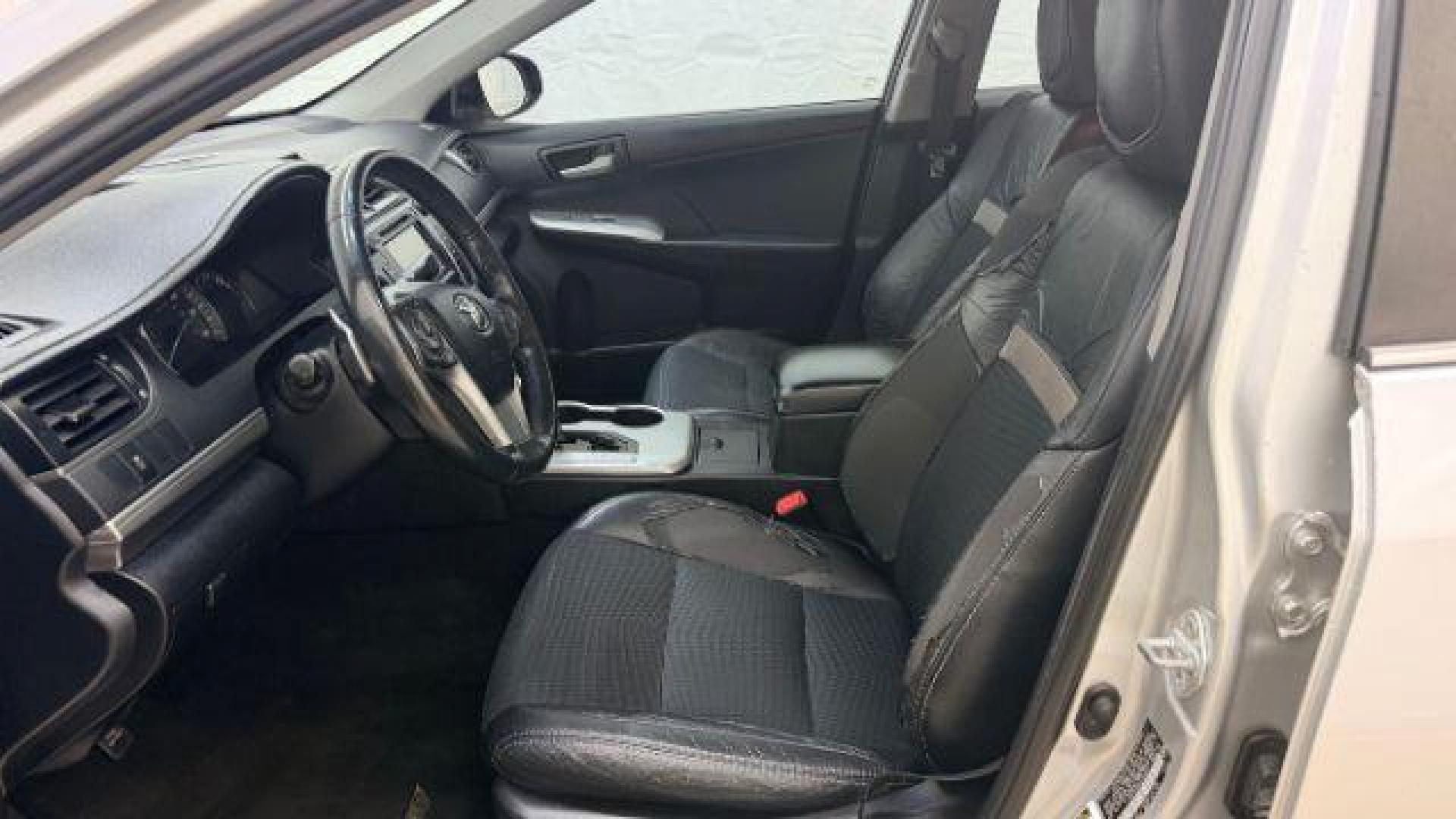 2012 Silver Toyota Camry SE (4T1BF1FK0CU) with an 2.5L I-4 DOHC engine, located at 1806 Veterans Memorial Hwy SW, Austell, GA, 30168, (770) 944-9558, 33.817959, -84.606987 - Photo#12