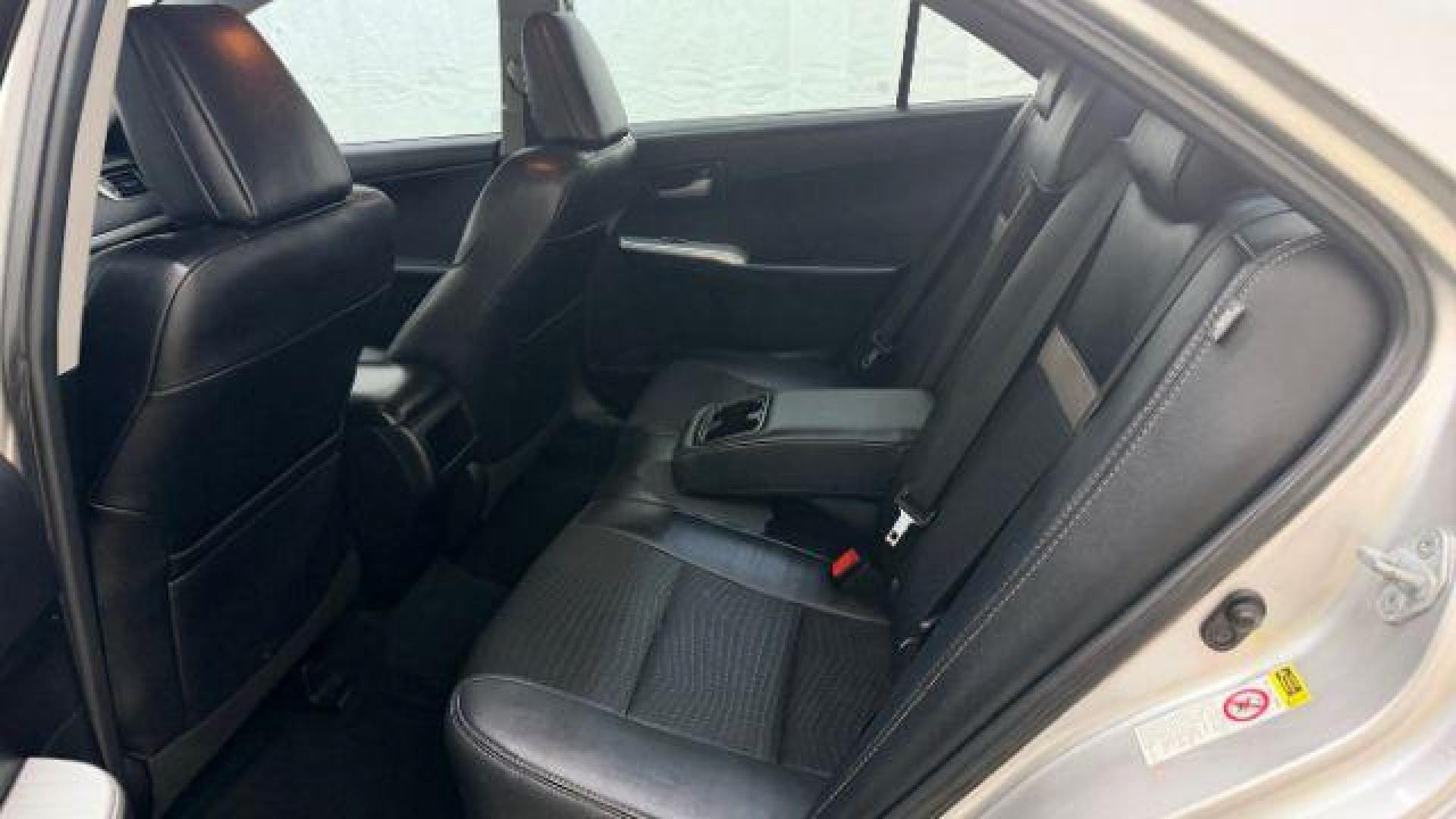 2012 Silver Toyota Camry SE (4T1BF1FK0CU) with an 2.5L I-4 DOHC engine, located at 1806 Veterans Memorial Hwy SW, Austell, GA, 30168, (770) 944-9558, 33.817959, -84.606987 - Photo#14