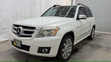 photo of 2012 Mercedes-Benz GLK 350 GLK